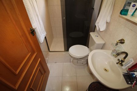 Casa para alugar com 210m², 3 quartos e 2 vagasBanheiro 1