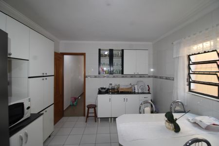 Casa para alugar com 210m², 3 quartos e 2 vagasCozinha