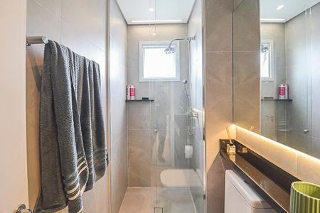 Apartamento para alugar com 70m², 2 quartos e 2 vagasBanheiro