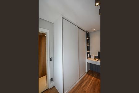 Apartamento para alugar com 70m², 2 quartos e 2 vagasQuarto