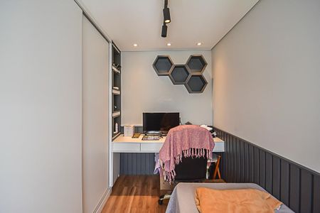 Apartamento para alugar com 70m², 2 quartos e 2 vagasQuarto