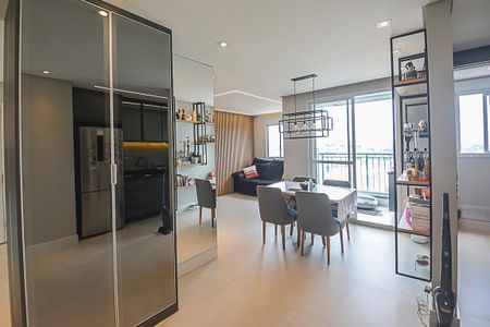 Apartamento para alugar com 70m², 2 quartos e 2 vagasSala