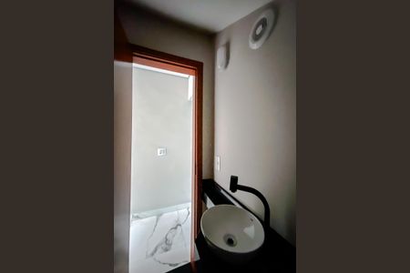 Casa à venda com 125m², 2 quartos e 4 vagas Casa à venda com 125m², 2 quartos e 4 vagasLavabo