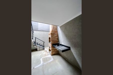 Casa à venda com 125m², 2 quartos e 4 vagas Casa à venda com 125m², 2 quartos e 4 vagasChurrasqueira e Área de Serviço