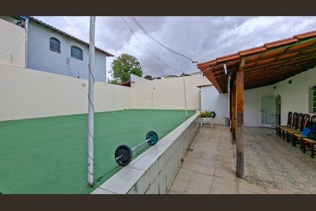 Casa à venda com 432m², 3 quartos e 3 vagas Casa à venda com 432m², 3 quartos e 3 vagasÁrea comum