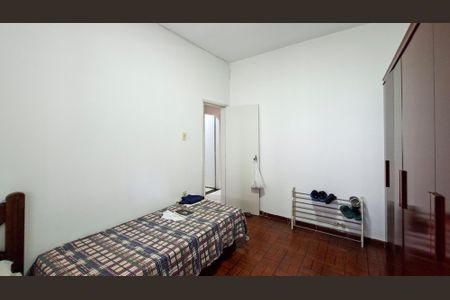 Casa à venda com 432m², 3 quartos e 3 vagas Casa à venda com 432m², 3 quartos e 3 vagasQuarto 2