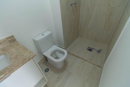Apartamento para alugar com 65m², 2 quartos e 1 vaga Apartamento para alugar com 65m², 2 quartos e 1 vagaBanheiro da Suíte