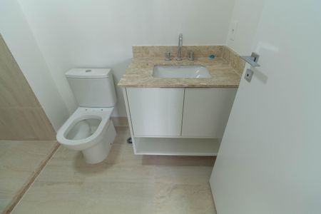 Apartamento para alugar com 65m², 2 quartos e 1 vaga Apartamento para alugar com 65m², 2 quartos e 1 vagaBanheiro