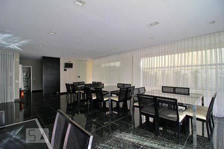 Apartamento à venda com 127m², 3 quartos e 3 vagasÁrea externa