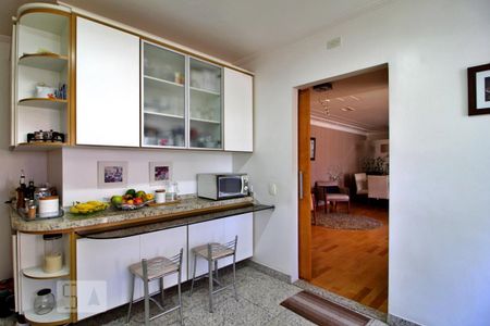 Apartamento à venda com 127m², 3 quartos e 3 vagasCozinha