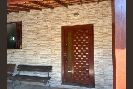 Casa de condomínio à venda com 250m², 5 quartos e 3 vagasÁrea externa