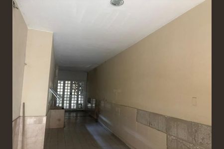 Casa de condomínio à venda com 250m², 5 quartos e 3 vagasÁrea externa