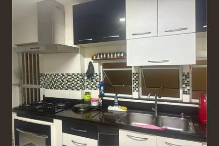 Casa de condomínio à venda com 250m², 5 quartos e 3 vagasCozinha