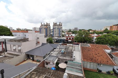 Vista da Sala de apartamento para alugar com 2 quartos, 82m² em Vila Ipiranga, Porto Alegre