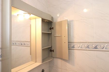 Apartamento para alugar com 82m², 2 quartos e sem vagaBanheiro