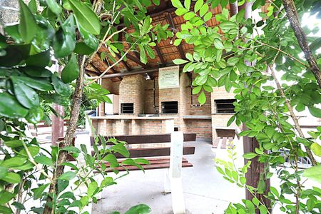 Apartamento para alugar com 82m², 2 quartos e sem vagaÁrea comum