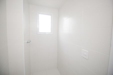 Apartamento à venda com 57m², 2 quartos e 2 vagasBanheiro da Suíte 2