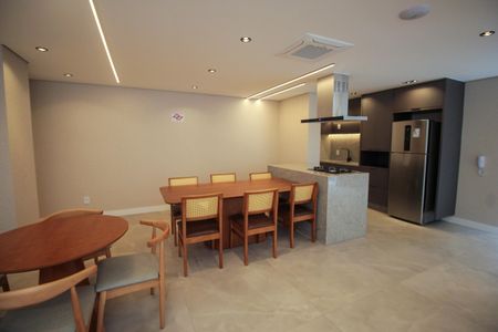 Apartamento à venda com 57m², 2 quartos e 2 vagasEspaço Gourmet