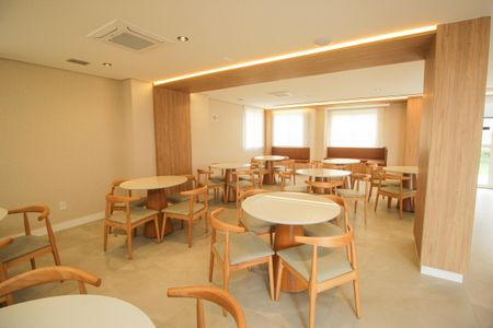 Apartamento à venda com 57m², 2 quartos e 2 vagasSalão de Festas