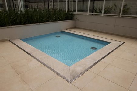 Apartamento à venda com 57m², 2 quartos e 2 vagasPiscina