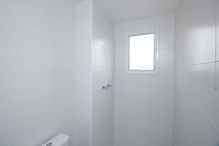 Apartamento à venda com 57m², 2 quartos e 2 vagasBanheiro da Suíte 1