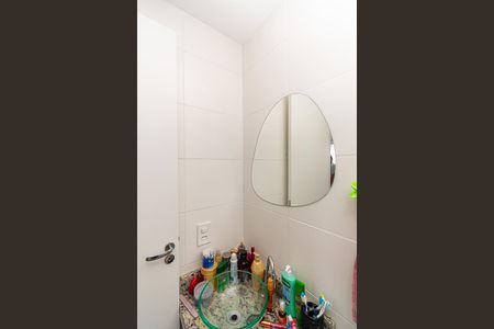 Apartamento à venda com 33m², 2 quartos e sem vagaBanheiro