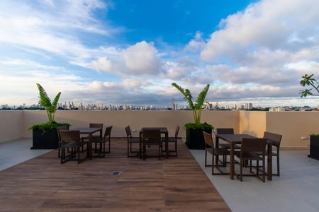 Apartamento à venda com 33m², 2 quartos e sem vagaÁrea comum