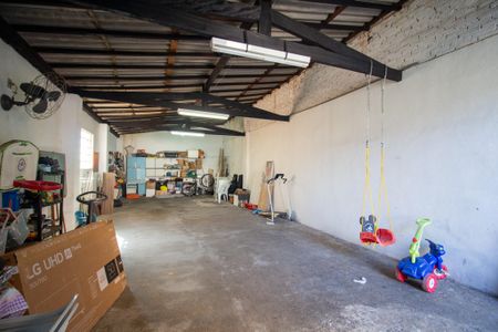 Casa para alugar com 400m², 4 quartos e 10 vagasGaragem 