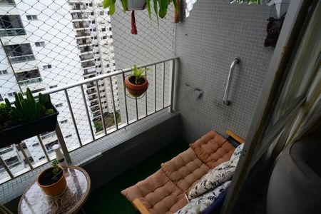Varanda de apartamento para alugar com 2 quartos, 90m² em Barra da Tijuca, Rio de Janeiro