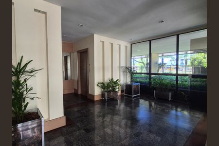 Apartamento à venda com 139m², 4 quartos e 2 vagasHall de Entrada 