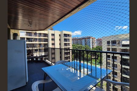 Apartamento à venda com 139m², 4 quartos e 2 vagasVaranda 