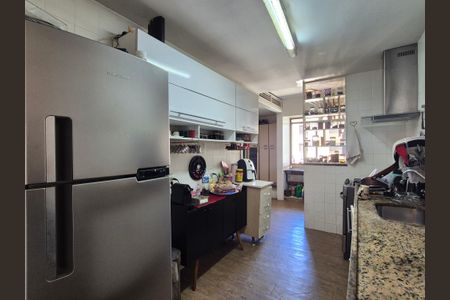 Apartamento à venda com 139m², 4 quartos e 2 vagasCozinha 