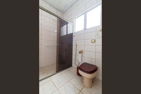 Casa à venda com 253m², 3 quartos e 4 vagasSuíte - Banheiro