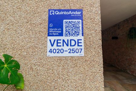 Casa à venda com 253m², 3 quartos e 4 vagasPlaca Instalada