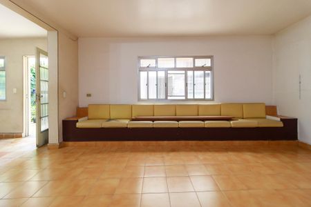 Casa à venda com 253m², 3 quartos e 4 vagasEdícula