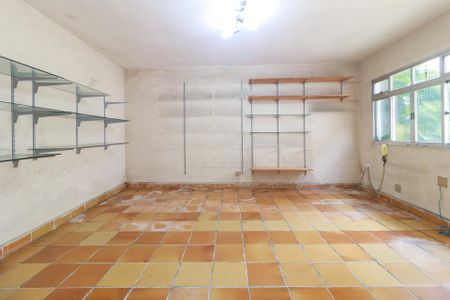 Casa à venda com 253m², 3 quartos e 4 vagasEdícula