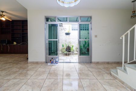 Sala de casa à venda com 3 quartos, 253m² em Jardim Santo Amaro, São Paulo