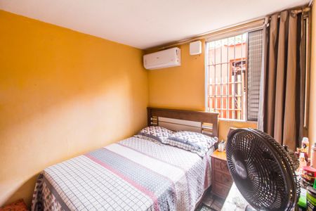 Quarto 1 de apartamento para alugar com 2 quartos, 60m² em Cohab 2, Carapicuíba