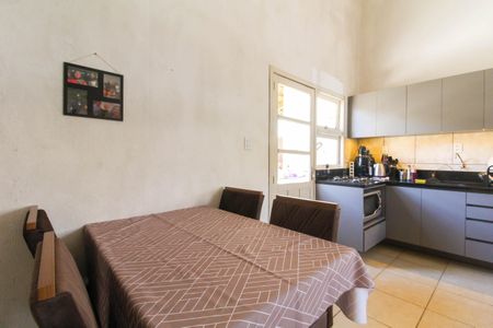 Casa de condomínio à venda com 120m², 2 quartos e 2 vagasSala/Cozinha