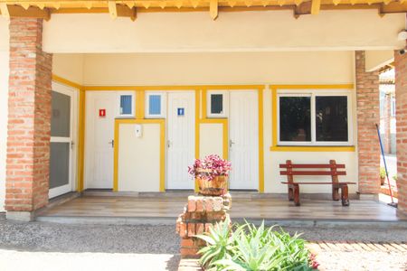 Casa de condomínio à venda com 120m², 2 quartos e 2 vagasÁrea comum - Salão de festas