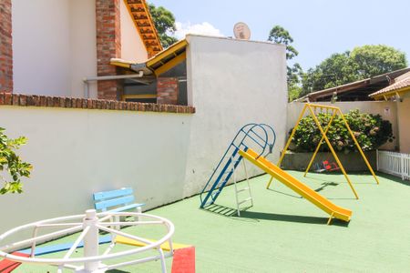 Casa de condomínio à venda com 120m², 2 quartos e 2 vagasÁrea comum - Playground