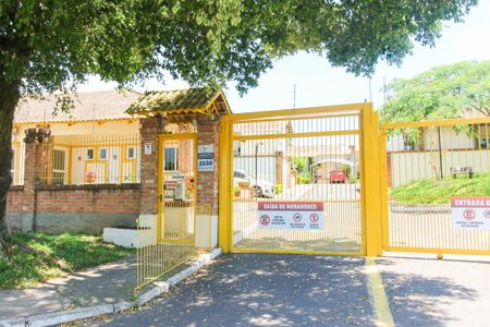 Casa de condomínio à venda com 120m², 2 quartos e 2 vagasFachada e portaria