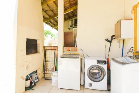 Casa de condomínio à venda com 120m², 2 quartos e 2 vagasÁrea de Serviço