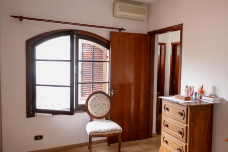 Casa à venda com 175m², 3 quartos e 4 vagasQuarto 3 - Suíte