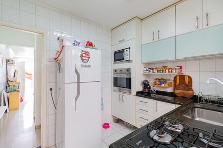 Casa à venda com 71m², 2 quartos e 2 vagas Casa à venda com 71m², 2 quartos e 2 vagasCozinha