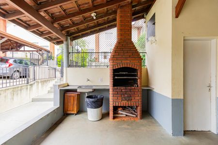 Casa à venda com 71m², 2 quartos e 2 vagas Casa à venda com 71m², 2 quartos e 2 vagasÁrea comum - Churrasqueira