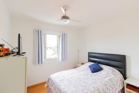 Quarto 1 de casa para alugar com 2 quartos, 71m² em Jardim Iracema, São Paulo