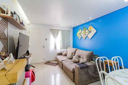 Sala de casa para alugar com 2 quartos, 71m² em Jardim Iracema, São Paulo