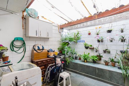 Casa à venda com 71m², 2 quartos e 2 vagas Casa à venda com 71m², 2 quartos e 2 vagasÁrea de Serviço