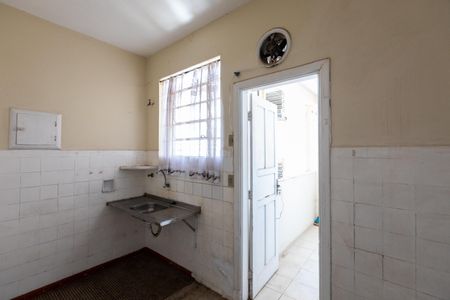 Cozinha de apartamento para alugar com 1 quarto, 60m² em Centro, Campinas